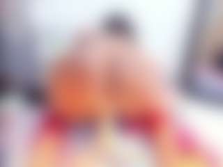 Laura Saenz's Live Sex Cam Show