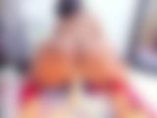 Laura Saenz's Live Sex Cam Show