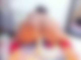 Laura Saenz's Live Sex Cam Show