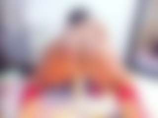 Laura Saenz's Live Sex Cam Show