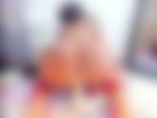 Laura Saenz's Live Sex Cam Show
