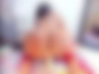 Laura Saenz's Live Sex Cam Show