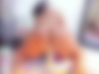 Laura Saenz's Live Sex Cam Show