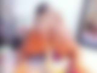 Laura Saenz's Live Sex Cam Show