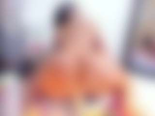 Laura Saenz's Live Sex Cam Show