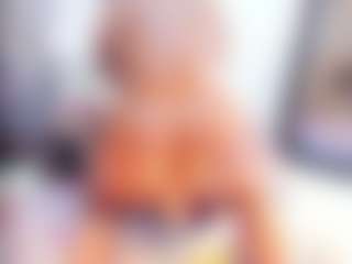 Laura Saenz's Live Sex Cam Show