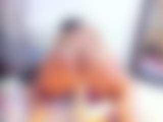 Laura Saenz's Live Sex Cam Show