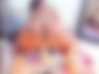 Laura Saenz's Live Sex Cam Show