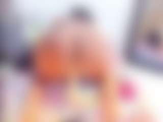 Laura Saenz's Live Sex Cam Show