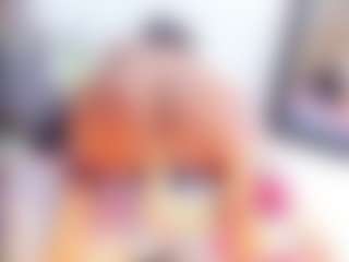 Laura Saenz's Live Sex Cam Show