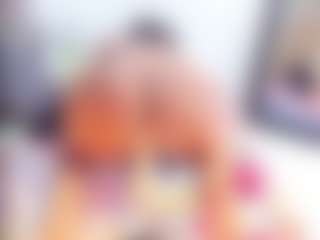 Laura Saenz's Live Sex Cam Show