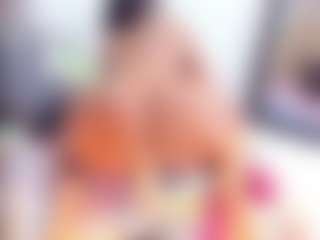Laura Saenz's Live Sex Cam Show