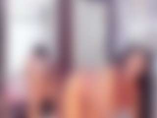 Laura Saenz's Live Sex Cam Show