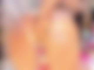 Laura Saenz's Live Sex Cam Show