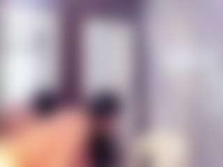 Laura Saenz's Live Sex Cam Show
