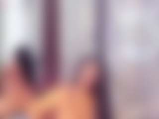 Laura Saenz's Live Sex Cam Show