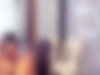 Laura Saenz's Live Sex Cam Show