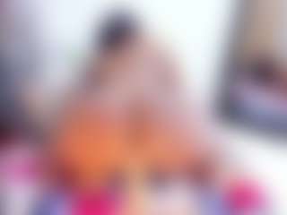 Laura Saenz's Live Sex Cam Show