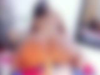 Laura Saenz's Live Sex Cam Show