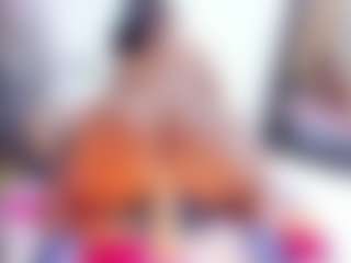 Laura Saenz's Live Sex Cam Show