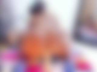 Laura Saenz's Live Sex Cam Show