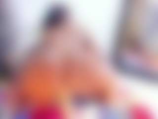 Laura Saenz's Live Sex Cam Show
