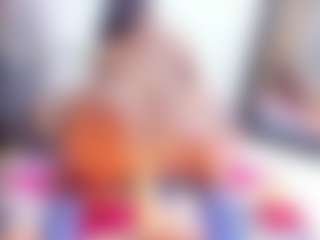 Laura Saenz's Live Sex Cam Show