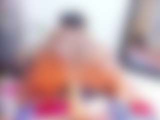 Laura Saenz's Live Sex Cam Show