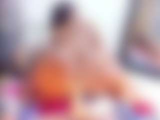 Laura Saenz's Live Sex Cam Show