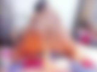 Laura Saenz's Live Sex Cam Show