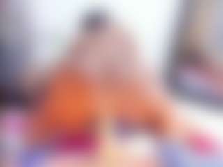 Laura Saenz's Live Sex Cam Show