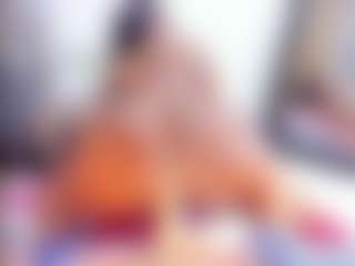 Laura Saenz's Live Sex Cam Show