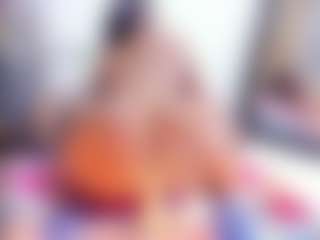 Laura Saenz's Live Sex Cam Show