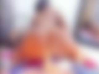Laura Saenz's Live Sex Cam Show