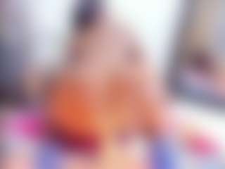 Laura Saenz's Live Sex Cam Show