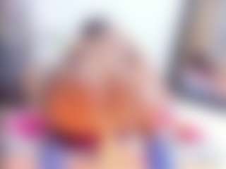 Laura Saenz's Live Sex Cam Show
