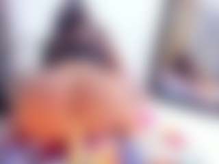 Laura Saenz's Live Sex Cam Show