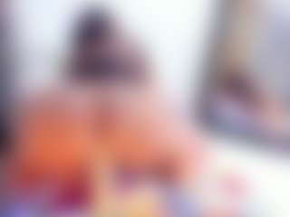 Laura Saenz's Live Sex Cam Show