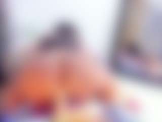 Laura Saenz's Live Sex Cam Show