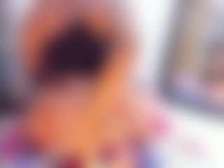 Laura Saenz's Live Sex Cam Show
