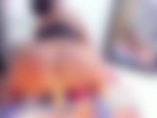 Laura Saenz's Live Sex Cam Show