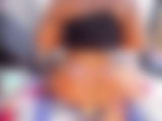 Laura Saenz's Live Sex Cam Show