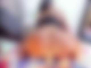 Laura Saenz's Live Sex Cam Show