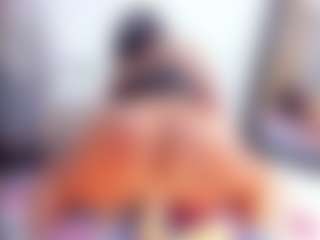 Laura Saenz's Live Sex Cam Show