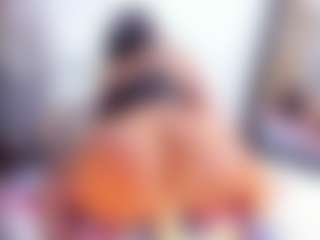 Laura Saenz's Live Sex Cam Show