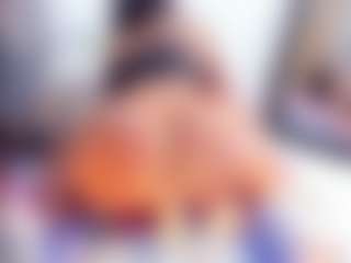 Laura Saenz's Live Sex Cam Show