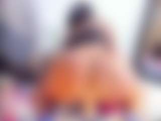 Laura Saenz's Live Sex Cam Show