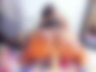 Laura Saenz's Live Sex Cam Show