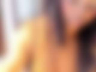 Laura Saenz's Live Sex Cam Show