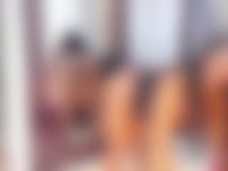 Laura Saenz's Live Sex Cam Show